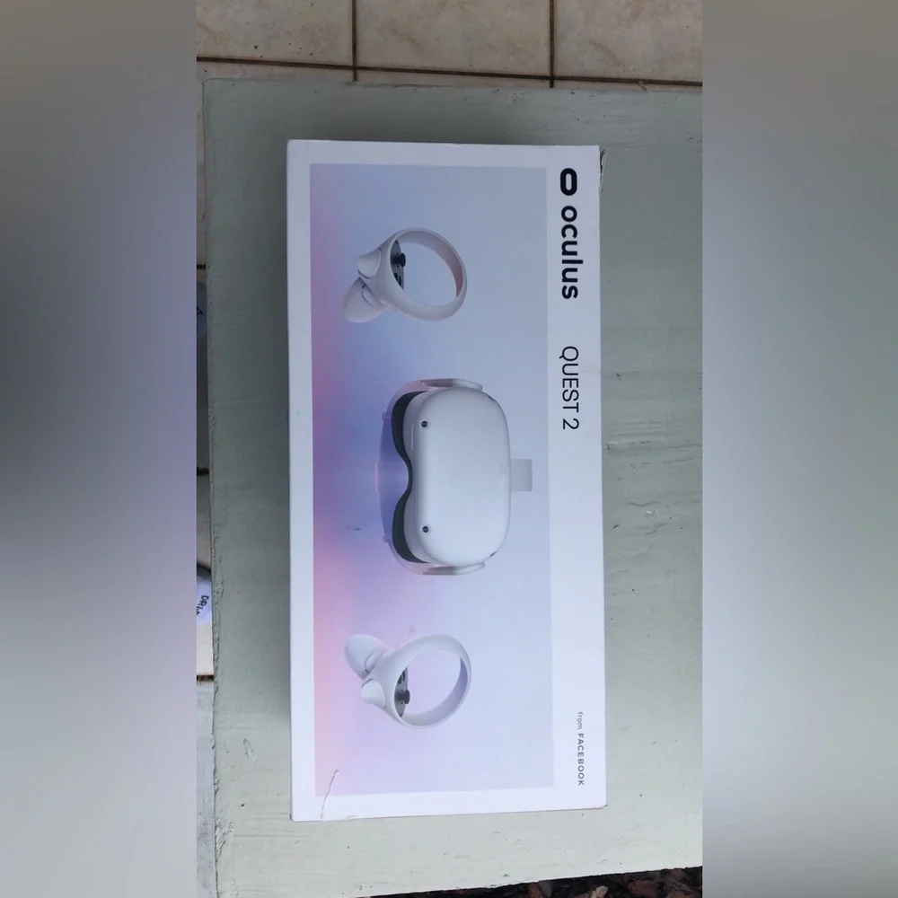Meta Quest 2 Virtual Reality Headset 265GB - used once